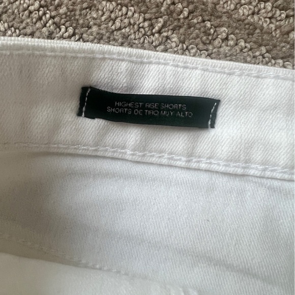 WILD FABLE - women’s white high waisted shorts - Picture 4 of 4